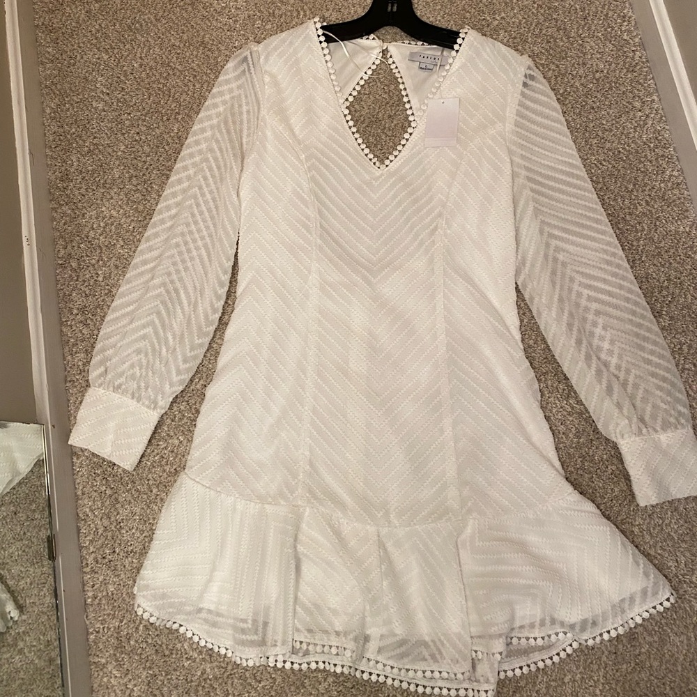 White long sleeve dress